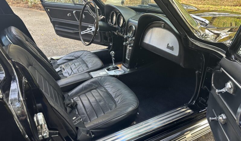 
								1966 Chevrolet Corvette Coupe 4-Speed full									