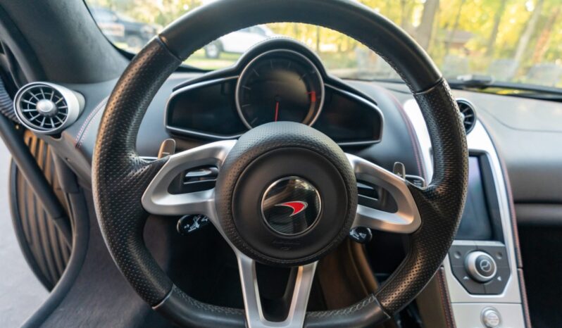 
								2013 McLaren 12C Spider full									