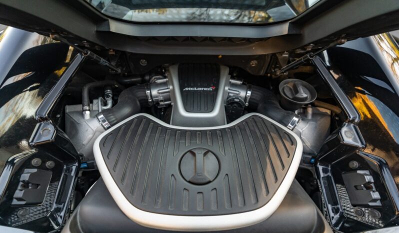 
								2013 McLaren 12C Spider full									