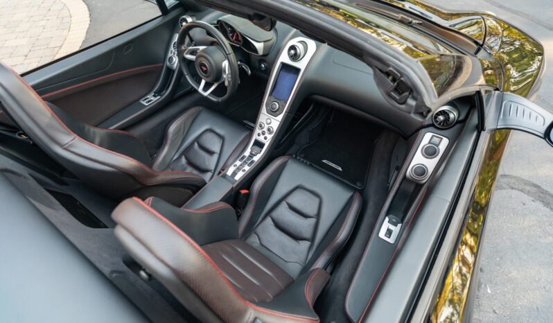 
								2013 McLaren 12C Spider full									