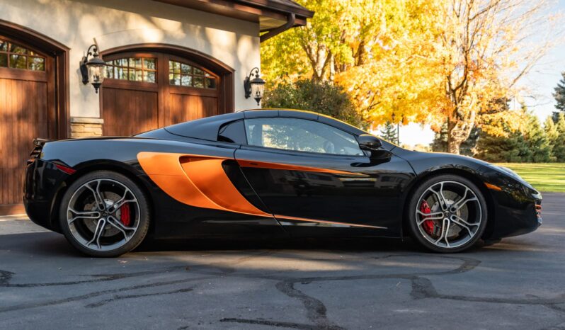 
								2013 McLaren 12C Spider full									