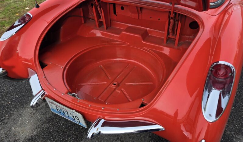 
								1956 Chevrolet Corvette 3-Speed full									