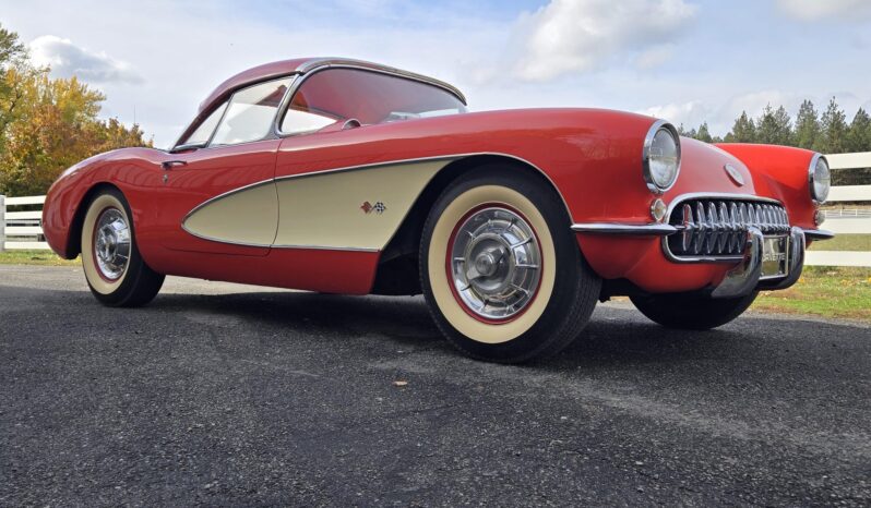 
								1956 Chevrolet Corvette 3-Speed full									