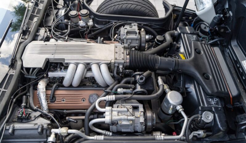 
								1988 Chevrolet Corvette Coupe 35th Anniversary Edition 4-Speed full									