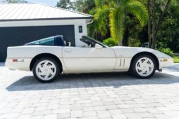 1988 Chevrolet Corvette Coupe 35th Anniversary Edition 4-Speed 2