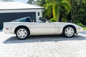 1988 Chevrolet Corvette Coupe 35th Anniversary Edition 4-Speed