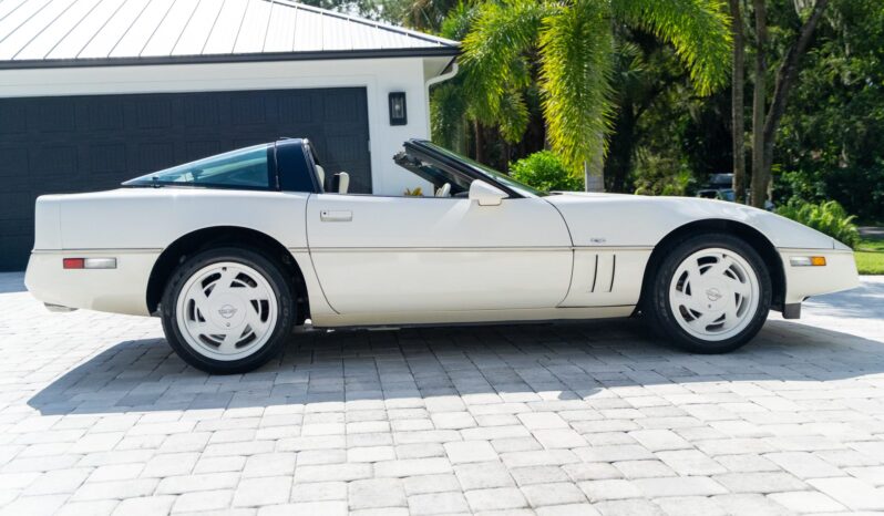 1988 Chevrolet Corvette Coupe 35th Anniversary Edition 4-Speed 1