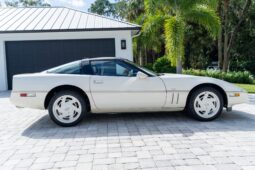 
										1988 Chevrolet Corvette Coupe 35th Anniversary Edition 4-Speed full									