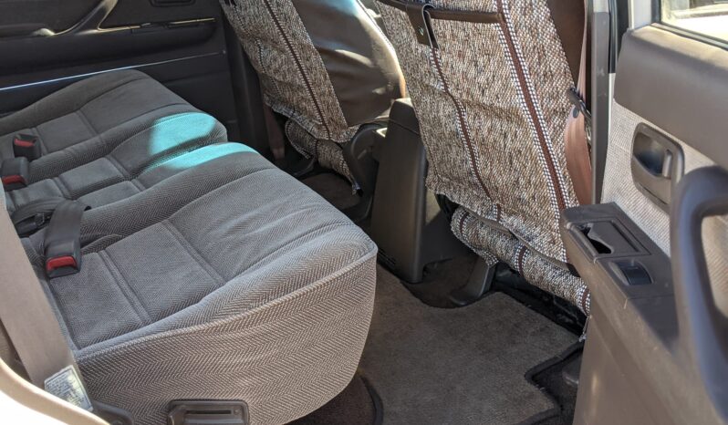 
								1994 Toyota Land Cruiser FZJ80 full									