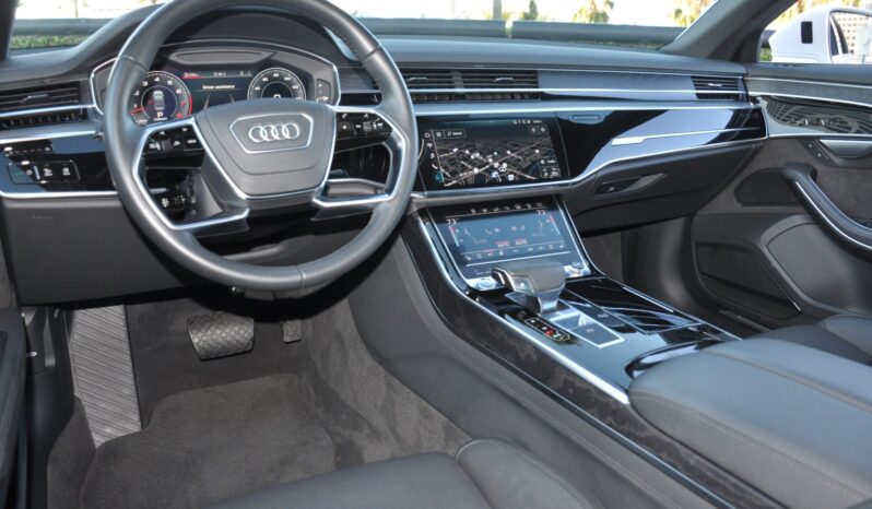 
								2019 Audi A8L 55 TFSI Quattro full									