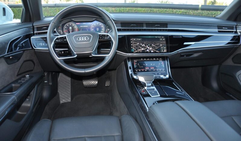 
								2019 Audi A8L 55 TFSI Quattro full									