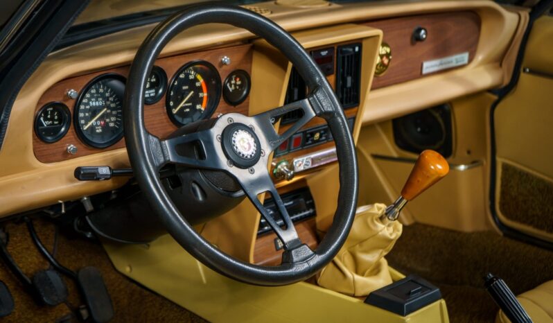 
								1983 Pininfarina Spider full									