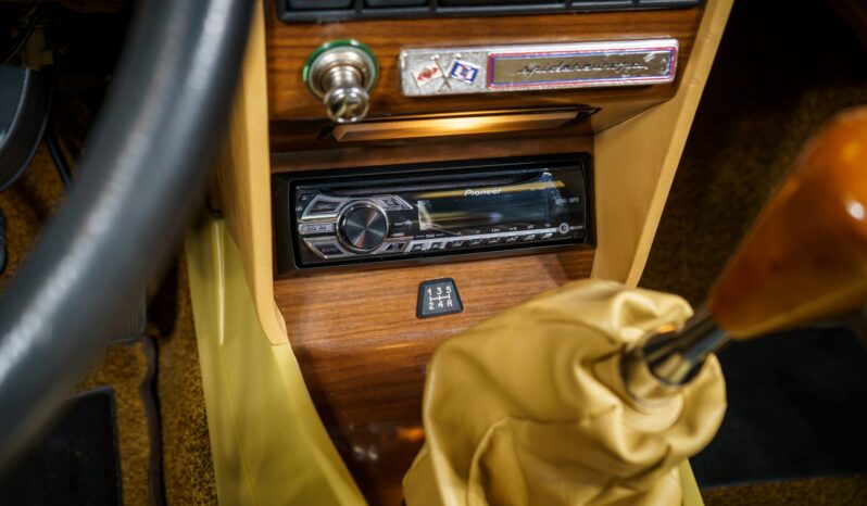 
								1983 Pininfarina Spider full									