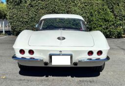 
										1961 Chevrolet Corvette 6-Speed full									