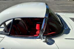 
										1961 Chevrolet Corvette 6-Speed full									