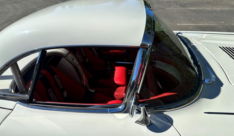 
								1961 Chevrolet Corvette 6-Speed full									