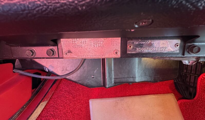 
								1966 Chevrolet Corvette Convertible 327 300 4-Speed full									