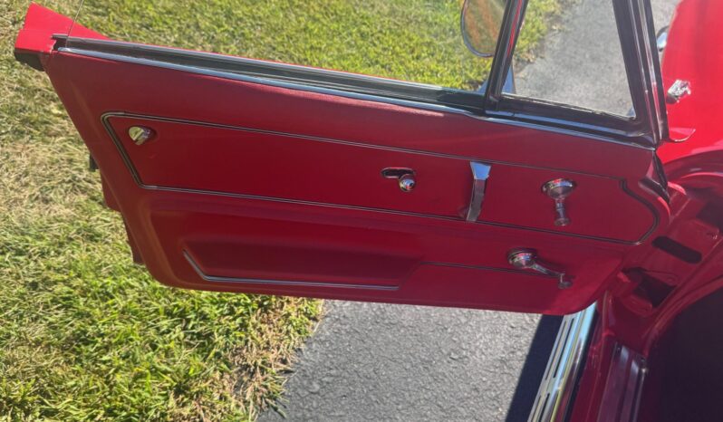 
								1966 Chevrolet Corvette Convertible 327 300 4-Speed full									