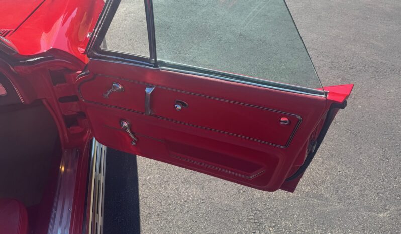 
								1966 Chevrolet Corvette Convertible 327 300 4-Speed full									