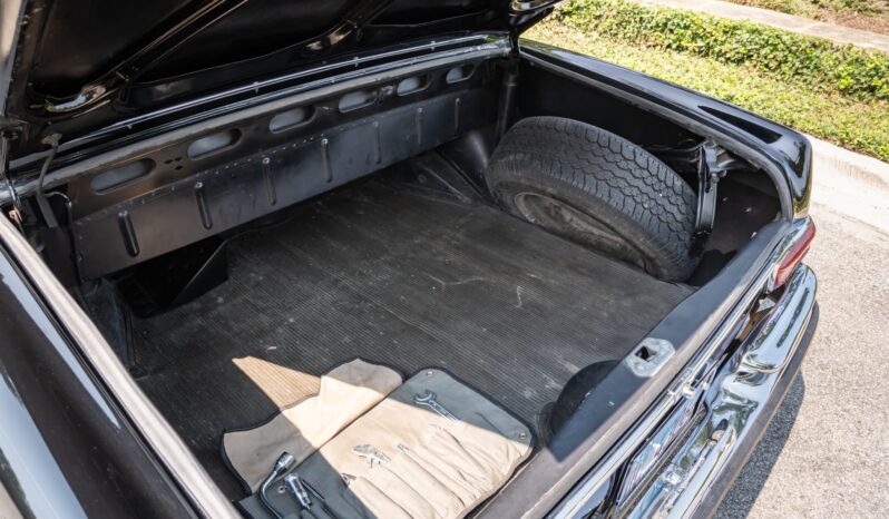 
								1969 Mercedes-Benz 280SE Cabriolet full									