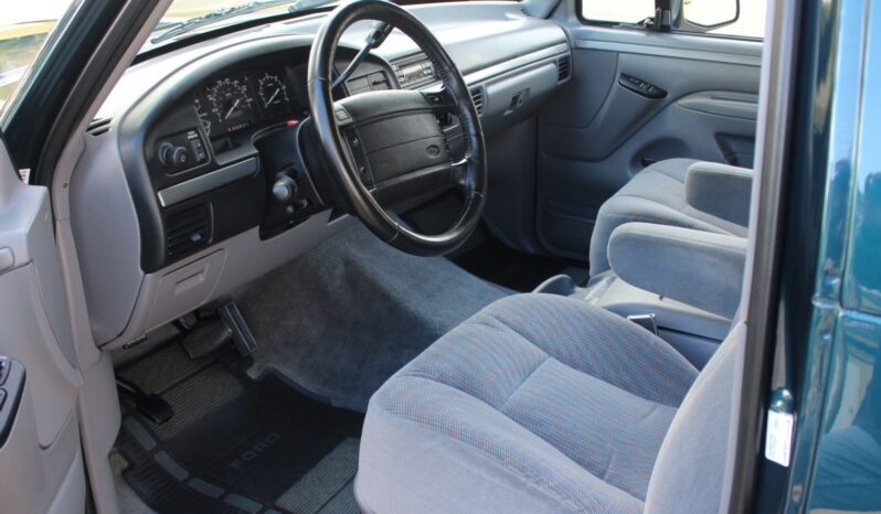 
								1994 Ford Bronco XLT full									