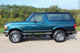 
										1994 Ford Bronco XLT full									