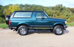 
										1994 Ford Bronco XLT full									