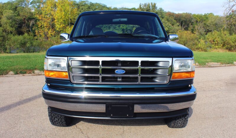 
								1994 Ford Bronco XLT full									