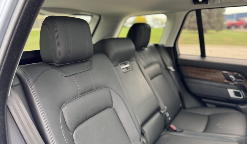 
								2018 Land Rover Range Rover HSE Td6 Diesel full									