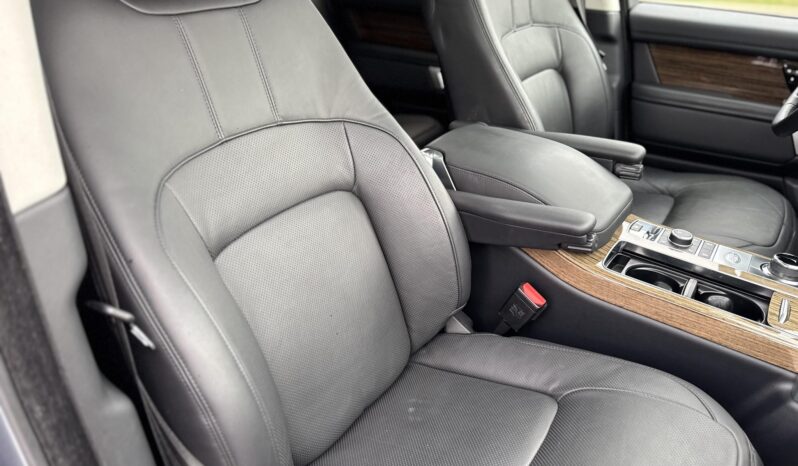 
								2018 Land Rover Range Rover HSE Td6 Diesel full									