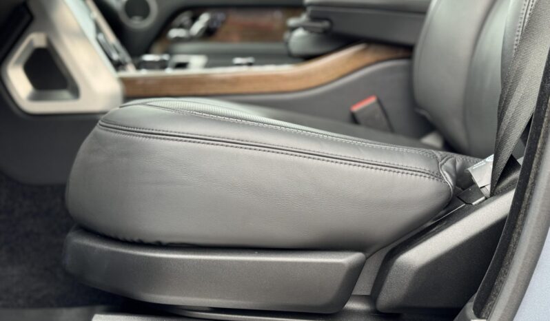 
								2018 Land Rover Range Rover HSE Td6 Diesel full									