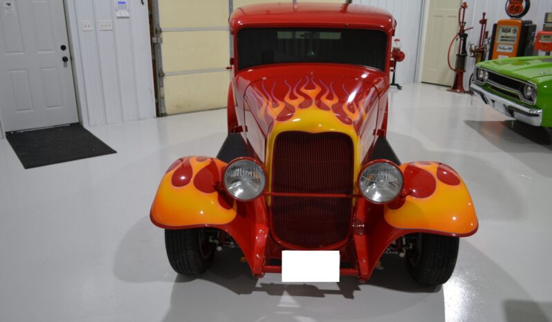 1932 Ford 5-Window Coupe 5-Speed 1