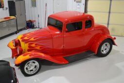 
										1932 Ford 5-Window Coupe 5-Speed full									