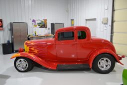 
										1932 Ford 5-Window Coupe 5-Speed full									
