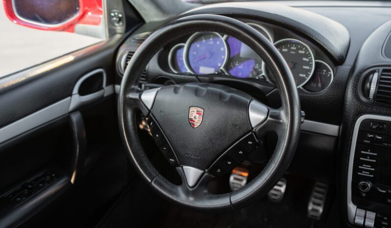 
								2009 Porsche Cayenne GTS 6-Speed full									