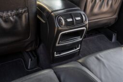 
										2009 Porsche Cayenne GTS 6-Speed full									