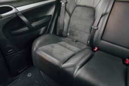 
										2009 Porsche Cayenne GTS 6-Speed full									