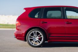 
										2009 Porsche Cayenne GTS 6-Speed full									