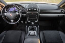 
										2009 Porsche Cayenne GTS 6-Speed full									
