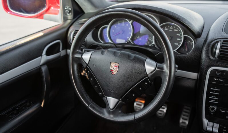 
								2009 Porsche Cayenne GTS 6-Speed full									