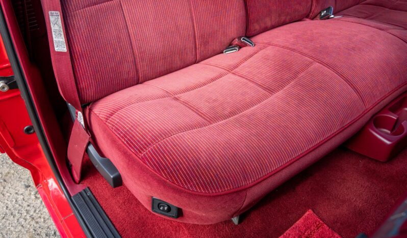 
								1995 Ford F-150 XLT 4×4 5-Speed full									