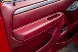 
										1995 Ford F-150 XLT 4×4 5-Speed full									