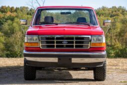 
										1995 Ford F-150 XLT 4×4 5-Speed full									