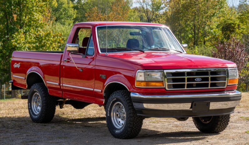 
								1995 Ford F-150 XLT 4×4 5-Speed full									