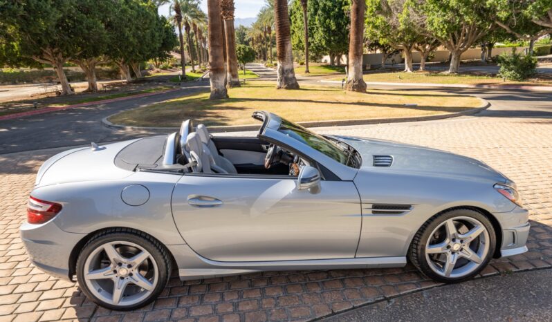 
								2015 Mercedes-Benz SLK250 full									