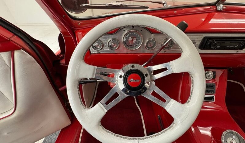 
								1950 Mercury Eight 2 Door Sedan full									