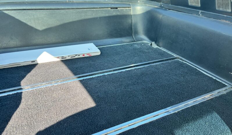 
								1965 Ford Mustang Fastback 5-Speed full									