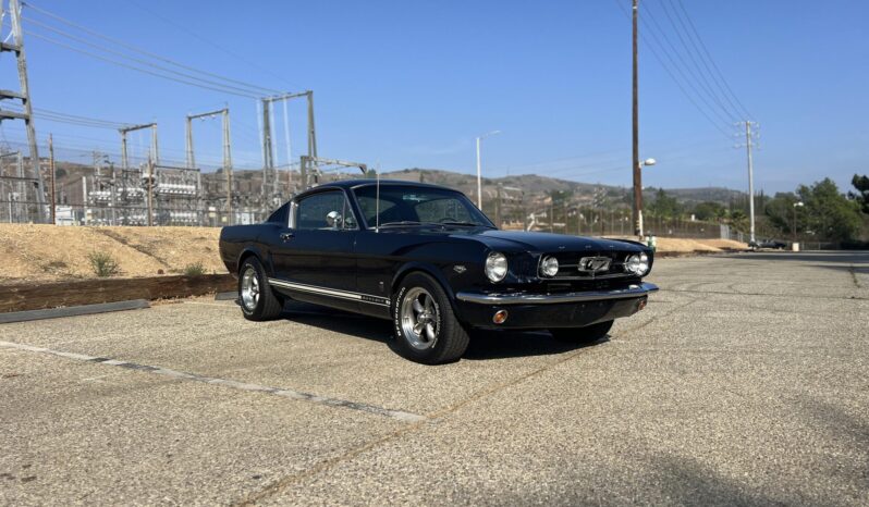 
								1965 Ford Mustang Fastback 5-Speed full									