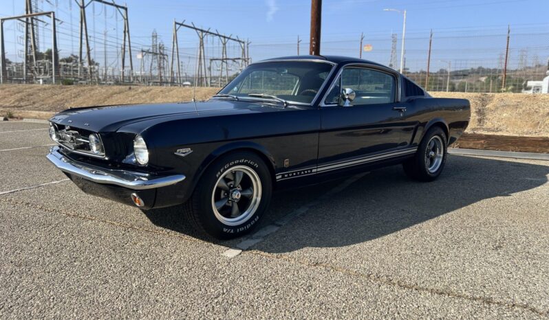 
								1965 Ford Mustang Fastback 5-Speed full									