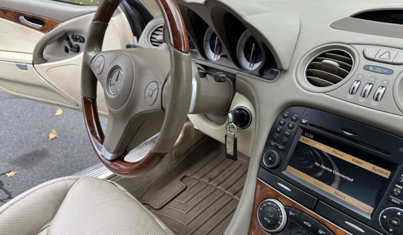 
								2009 Mercedes-Benz SL550 full									
